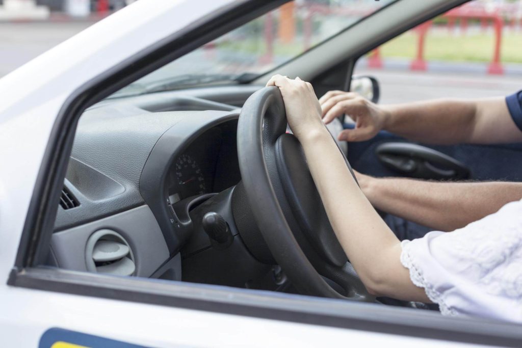 How Can You Become An Expert In Driving In Basildon